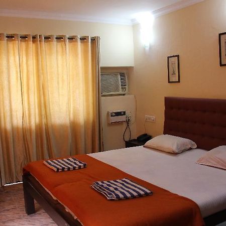 Palm Resort Calangute Exterior photo