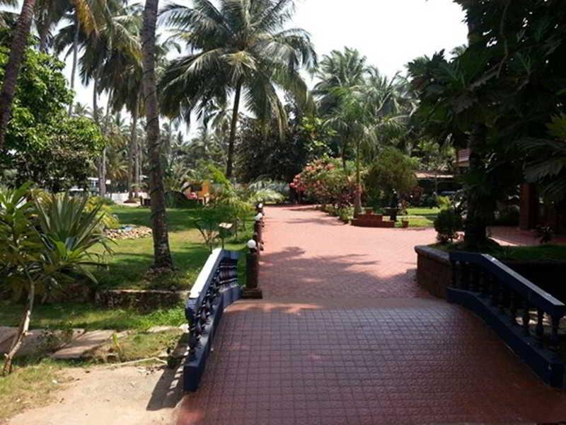 Palm Resort Calangute Exterior photo